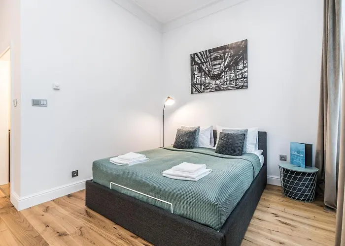 Rent Like - Ksiecia Jozefa Poniatowskiego 2 Apartment